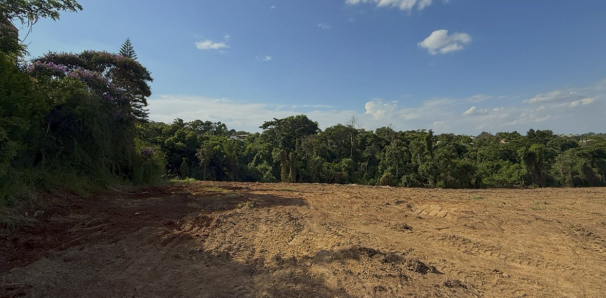TERRENO FAZENDA VILA REAL 